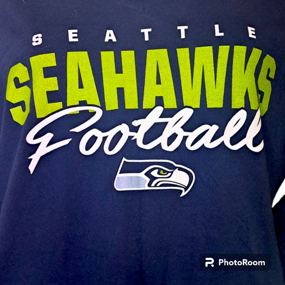 NEW Seattle Seahawks NFL Women's Navy Blue Long Sleeve V-neck Shirt Plus Size 3X - Picture 5 of 6
